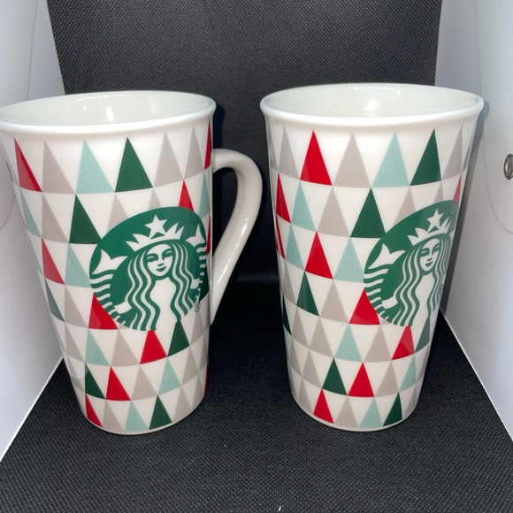 Christmas Starbucks 2017 expired print. Set of two Starbucks 16oz mugs. - Picture 6 of 7